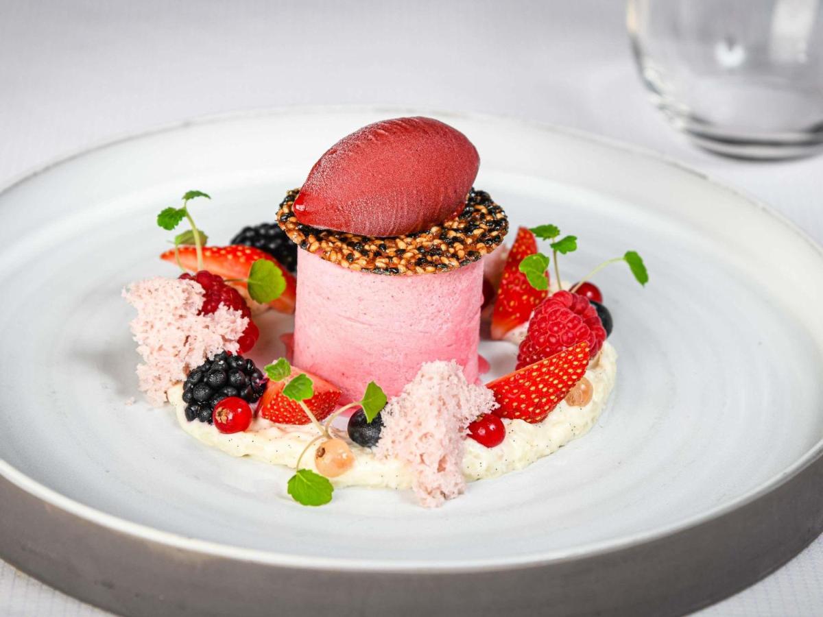 Le Grand Hotel de Cabourg - MGallery Collection