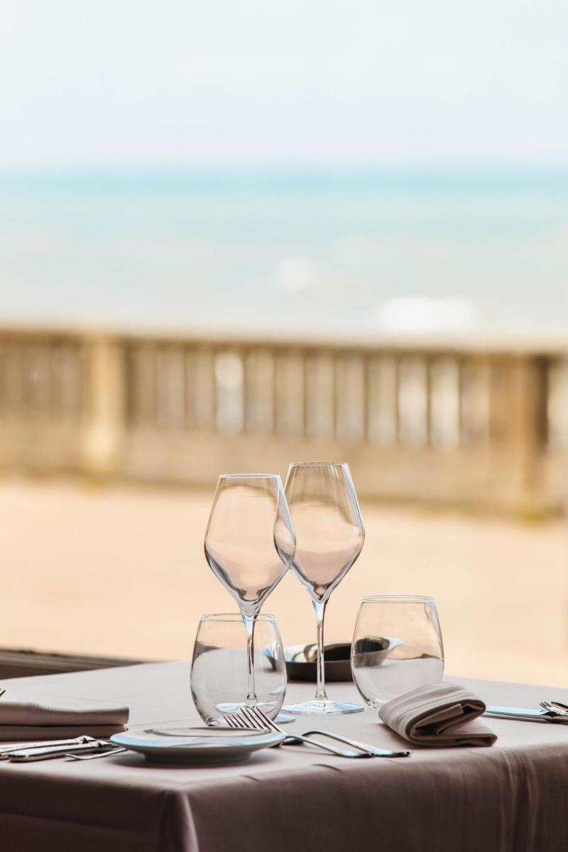 Le Grand Hotel de Cabourg - MGallery Collection