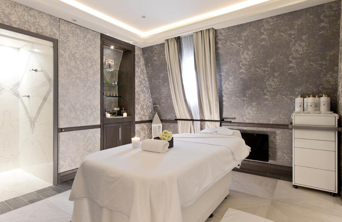 Le Grand Hotel de Cabourg - MGallery Collection