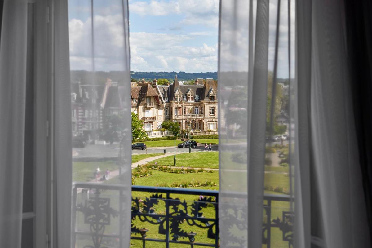 Le Grand Hotel de Cabourg - MGallery Collection