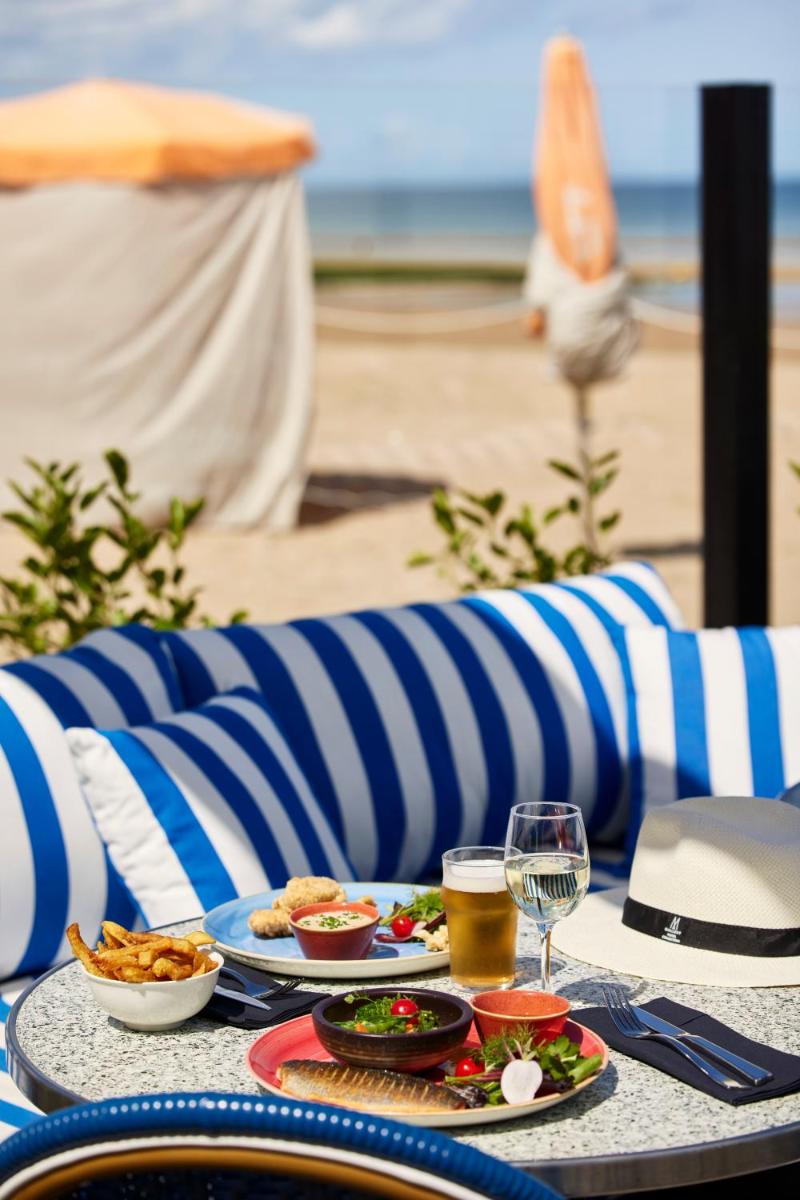 Le Grand Hotel de Cabourg - MGallery Collection