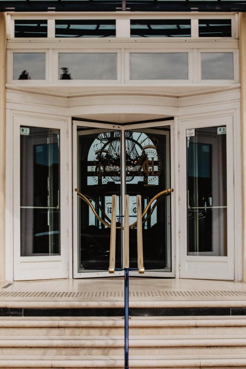 Le Grand Hotel de Cabourg - MGallery Collection