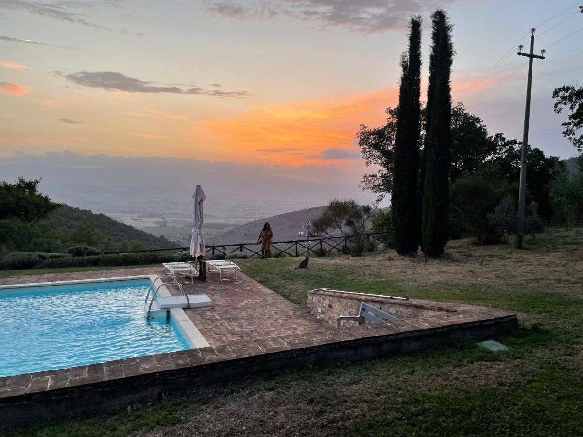 Le Logge Di Silvignano