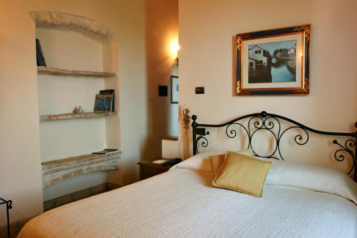 Le Logge Di Silvignano