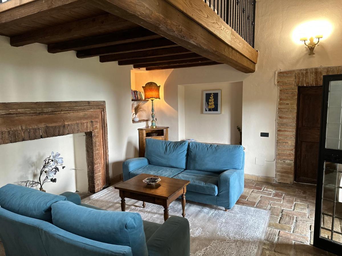 Le Logge Di Silvignano