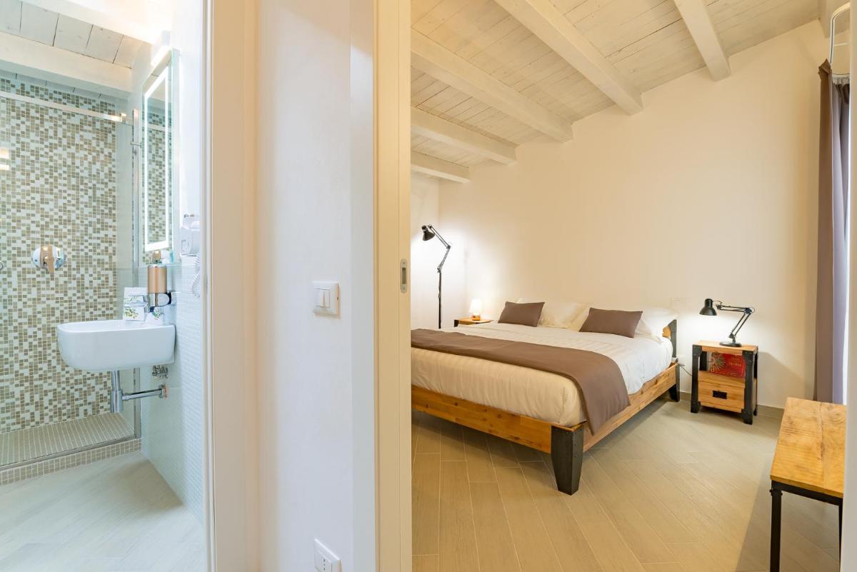 Le Maestranze Deluxe Rooms