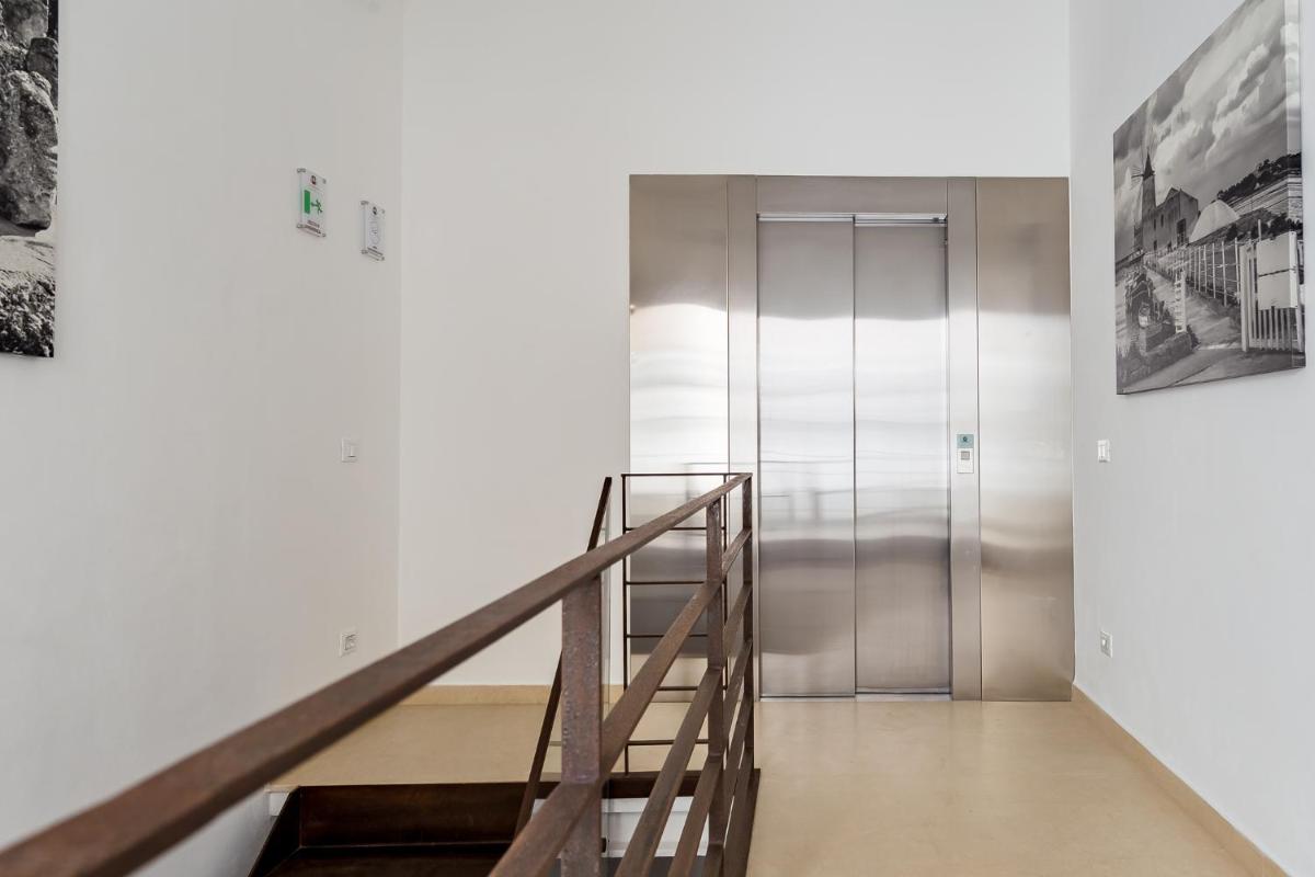 Le Maestranze Deluxe Rooms