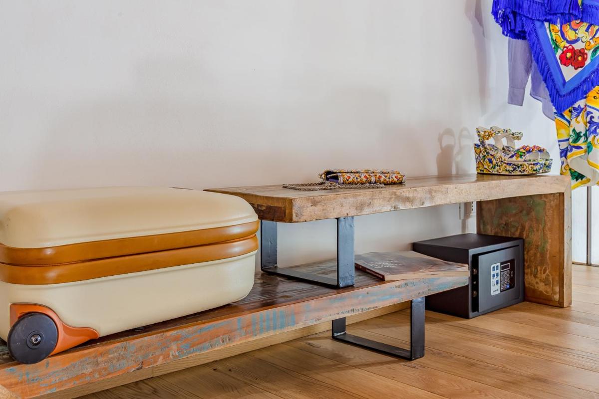 Le Maestranze Deluxe Rooms