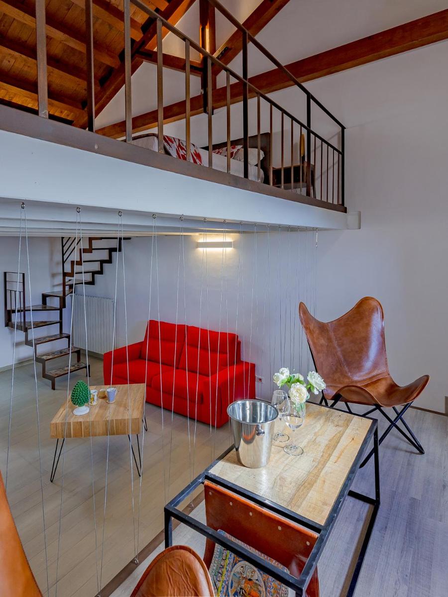 Le Maestranze Deluxe Rooms