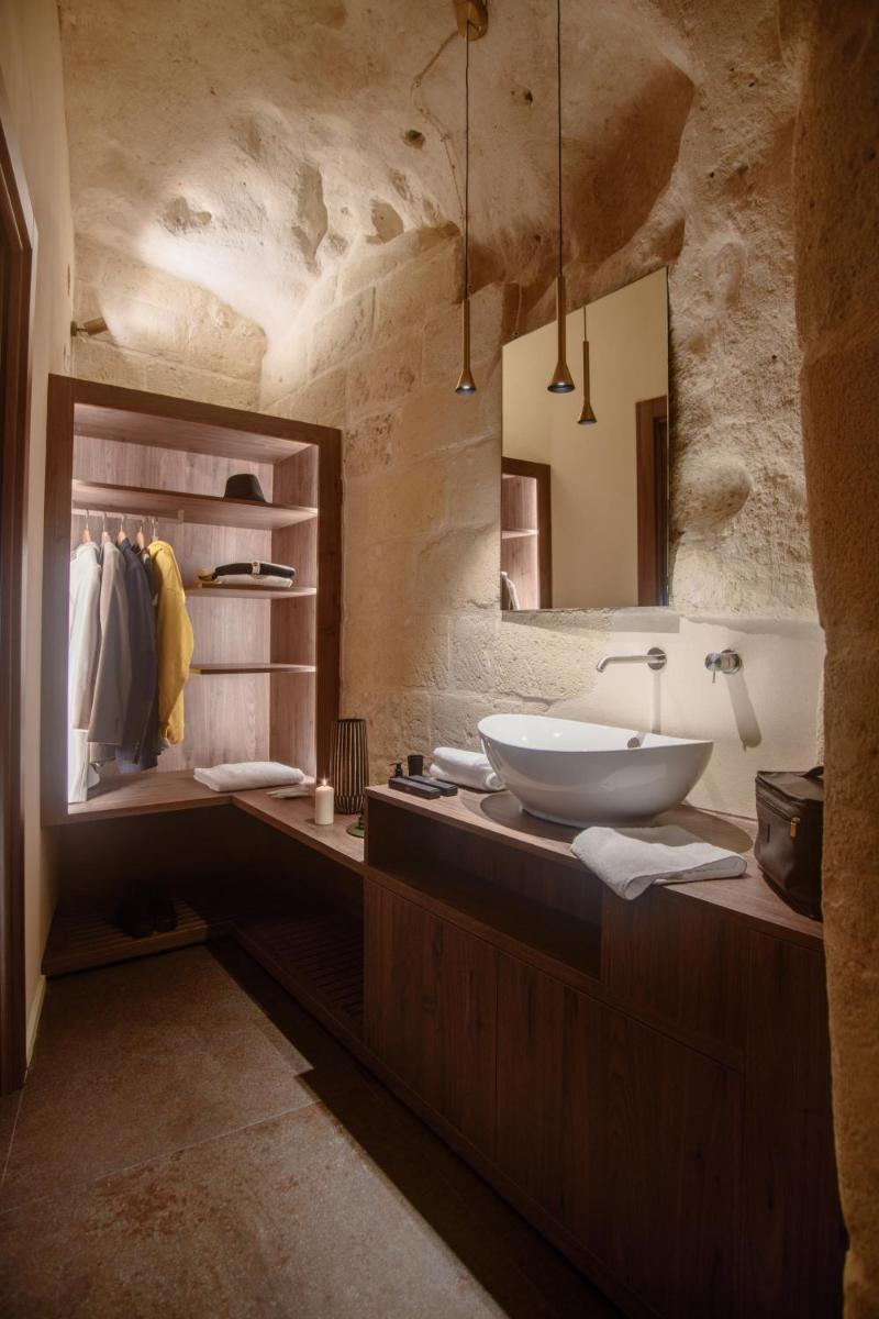 Le Malve Cave Retreat
