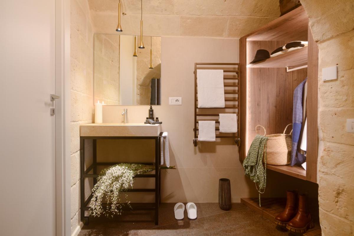 Le Malve Cave Retreat