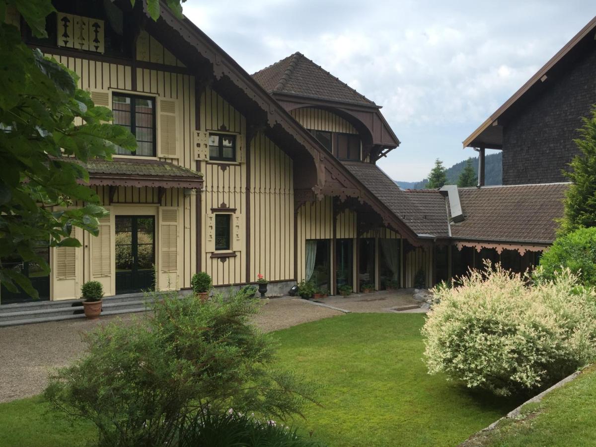 Le Manoir Au Lac