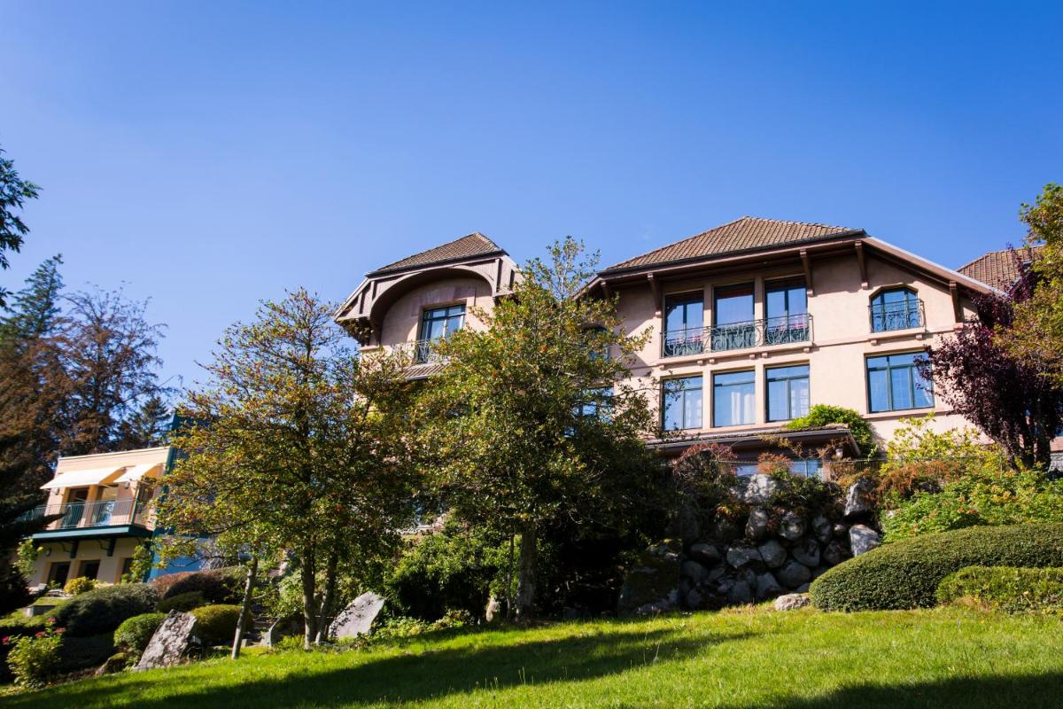 Le Manoir Au Lac