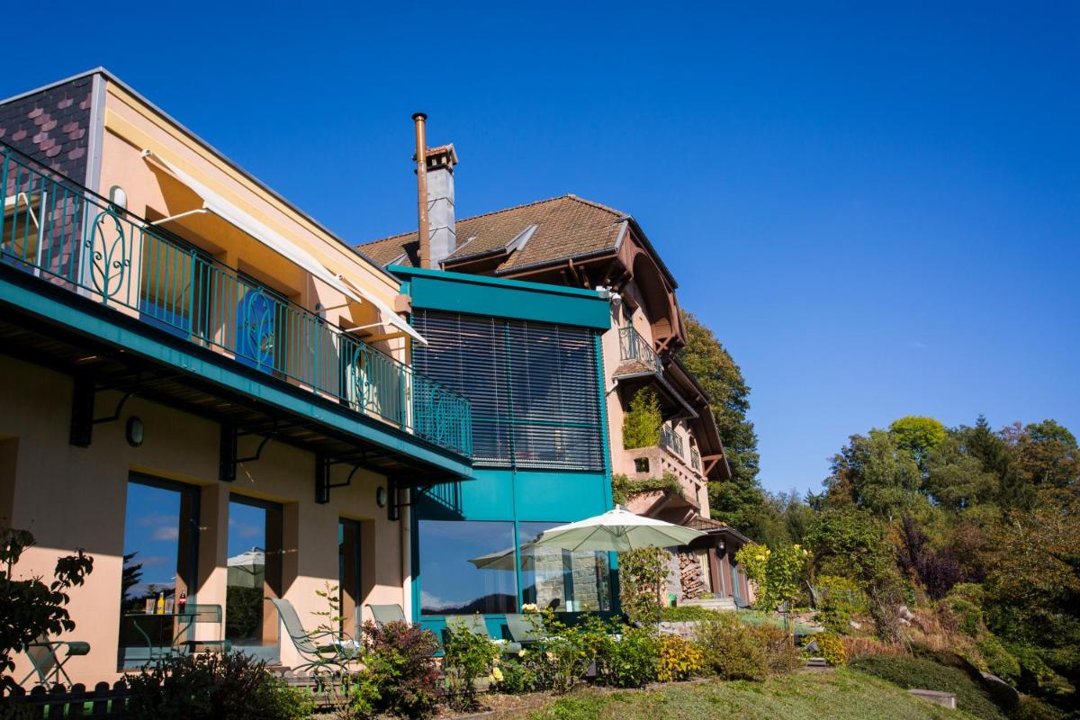 Le Manoir Au Lac