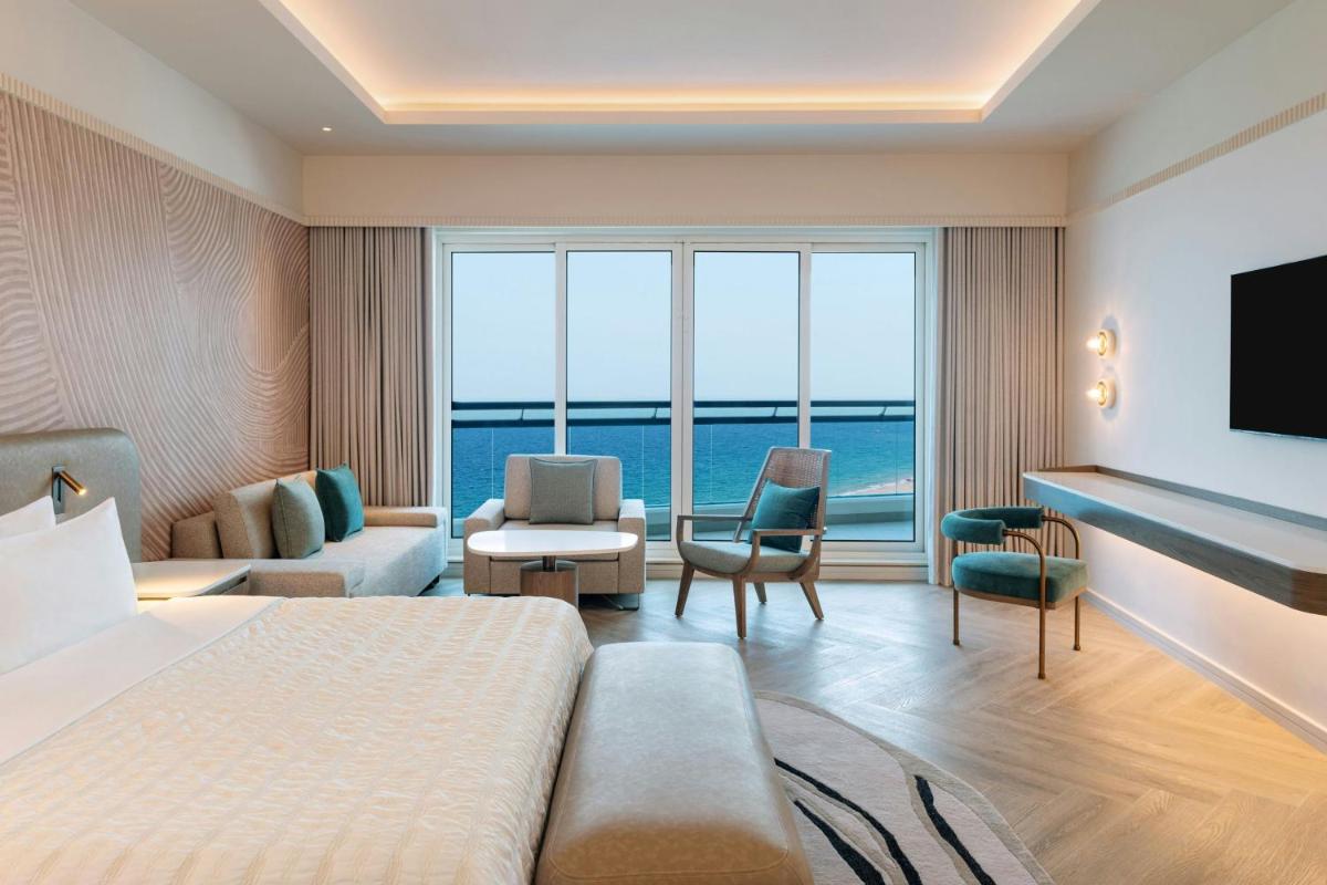 Le Meridien Al Aqah Beach Resort