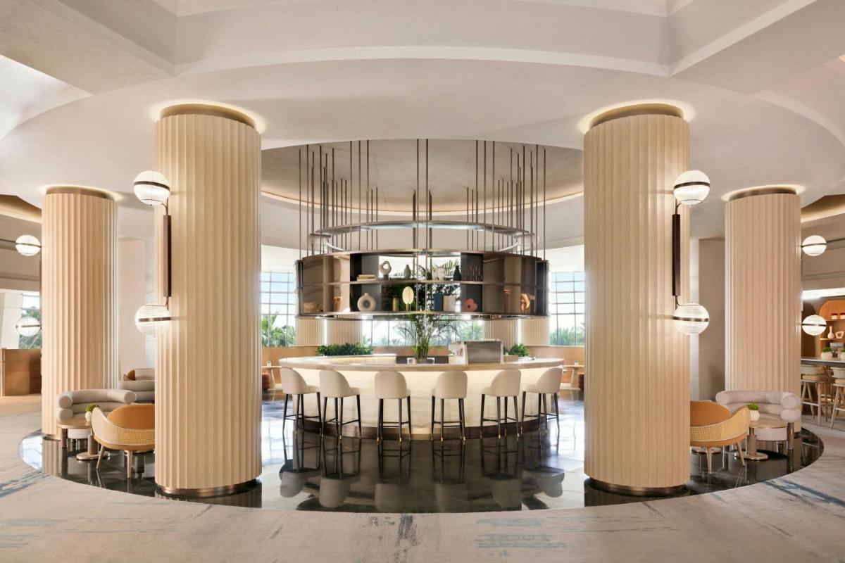 Le Meridien Al Aqah Beach Resort