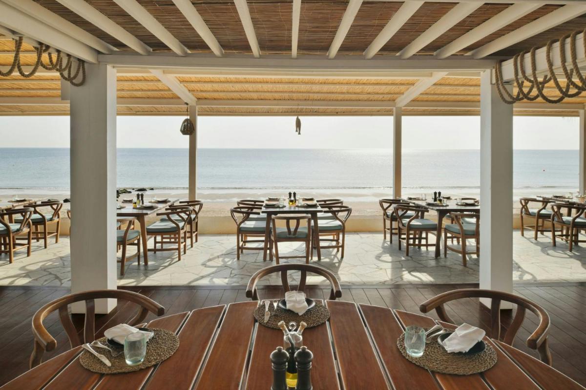 Le Meridien Al Aqah Beach Resort