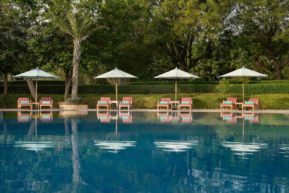 Le Meridien Al Aqah Beach Resort