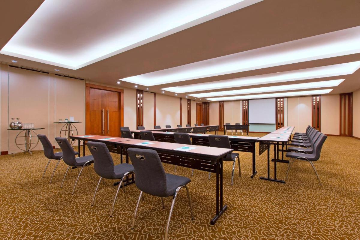 Le Meridien Jakarta