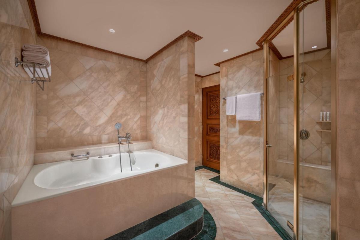 Le Meridien Jakarta