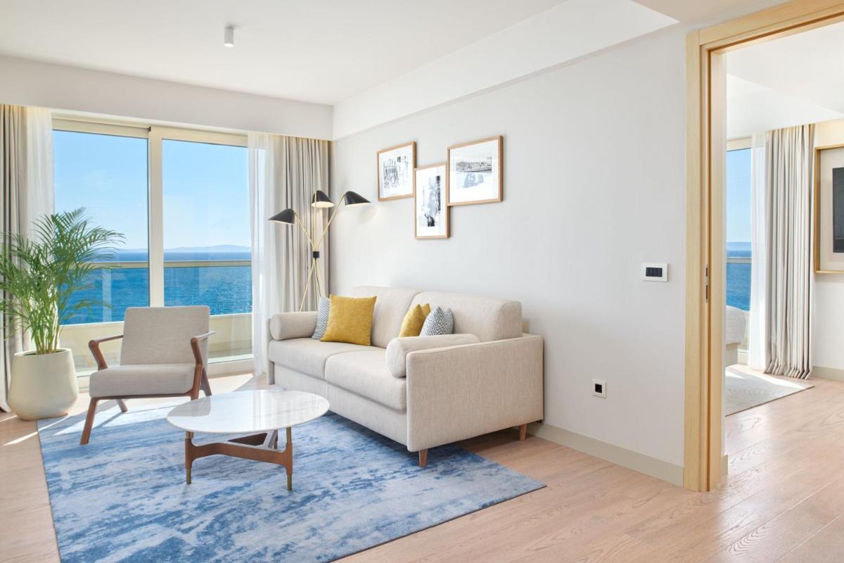 Le Meridien Lav Split