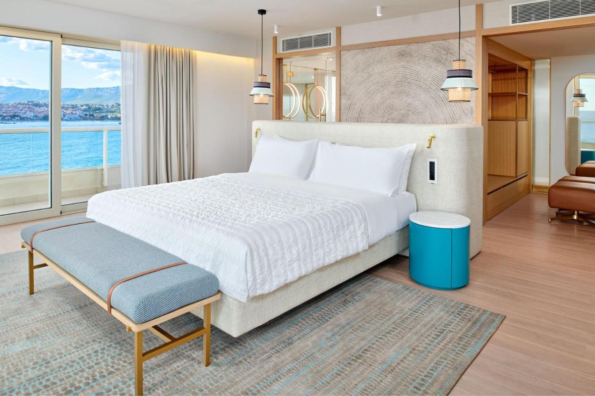 Le Meridien Lav Split