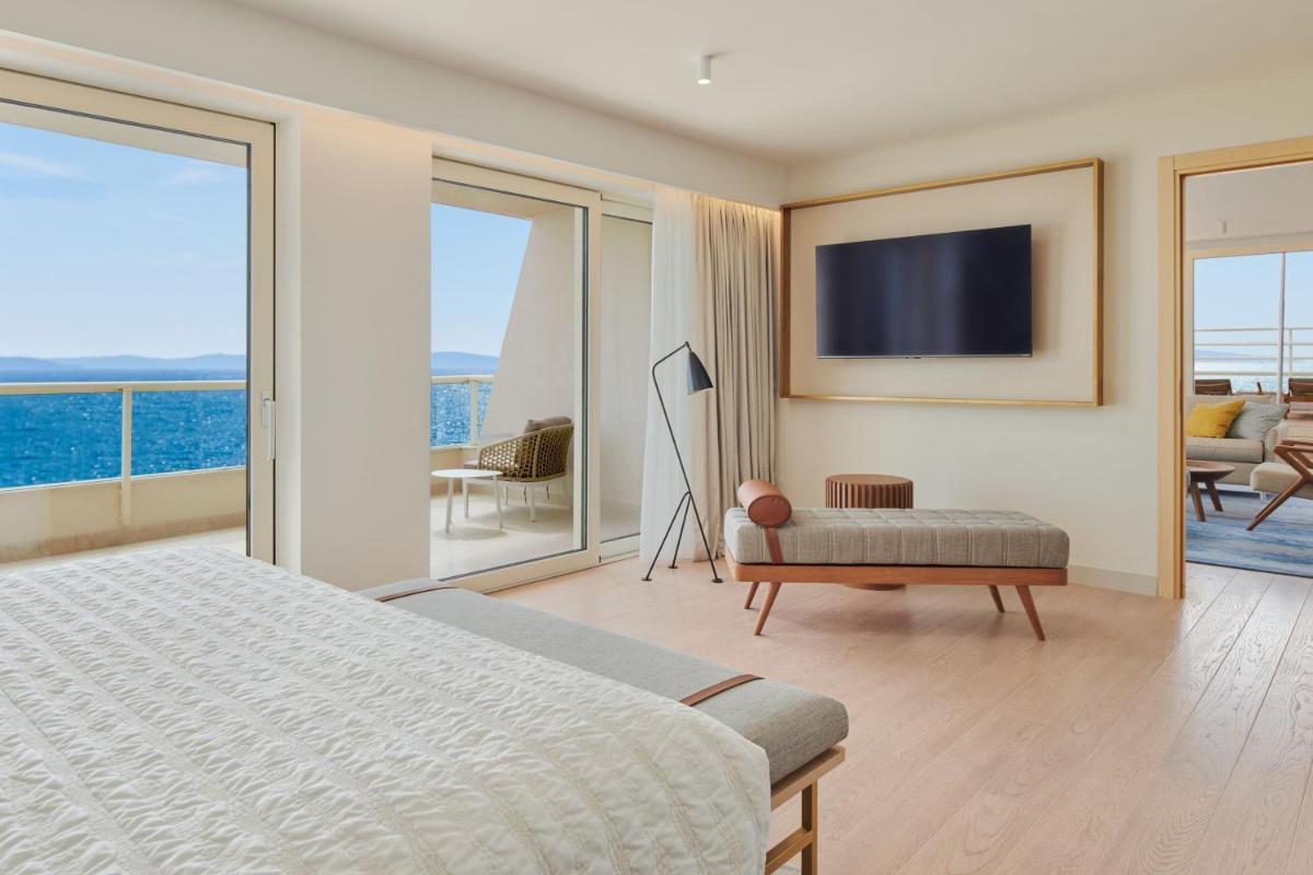 Le Meridien Lav Split