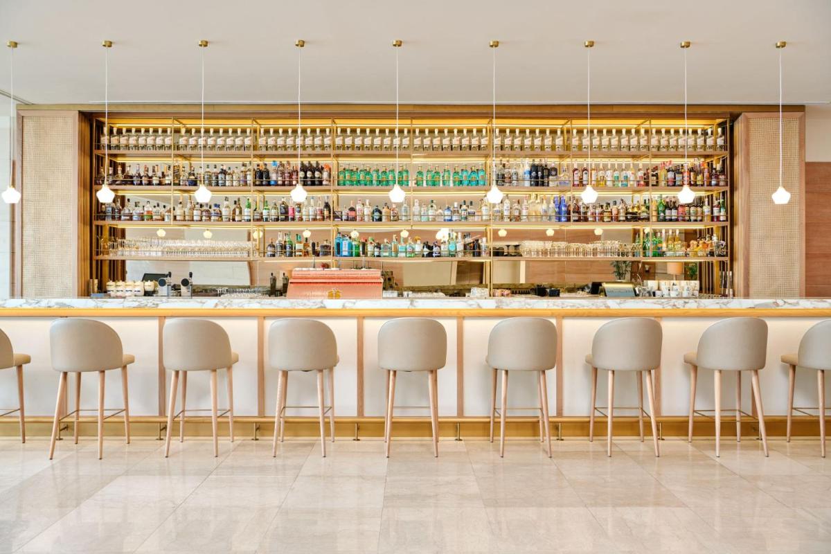 Le Meridien Lav Split