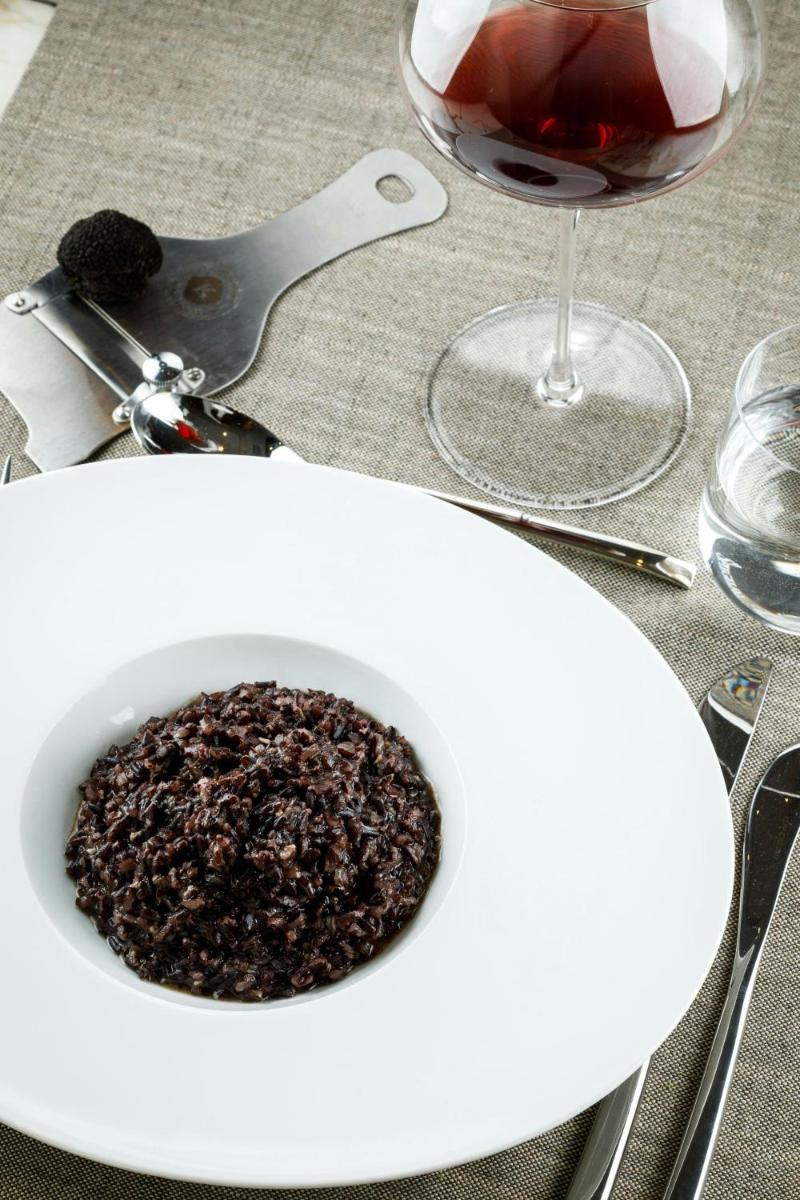 Le Meridien Lav Split