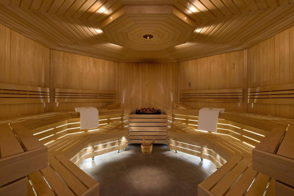 Le Meridien Lav Split