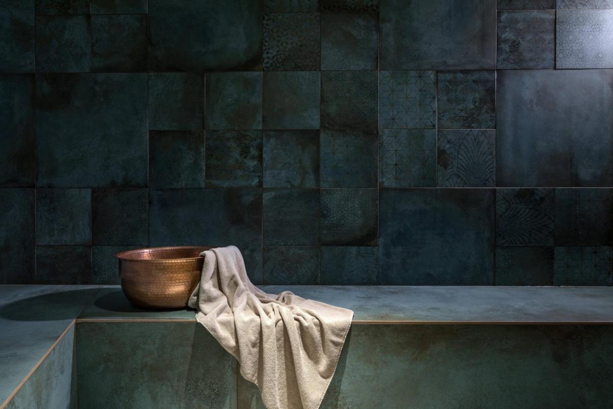 Le Meridien Lav Split