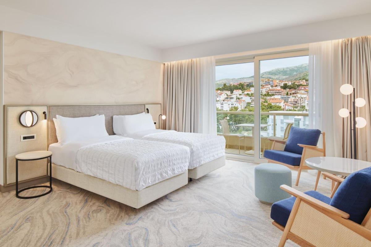 Le Meridien Lav Split
