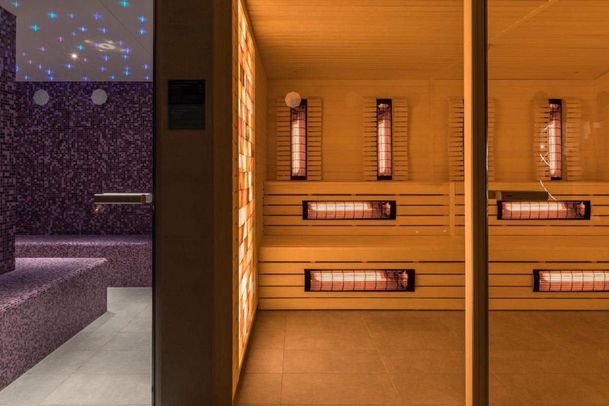 Le Meridien Lav Split