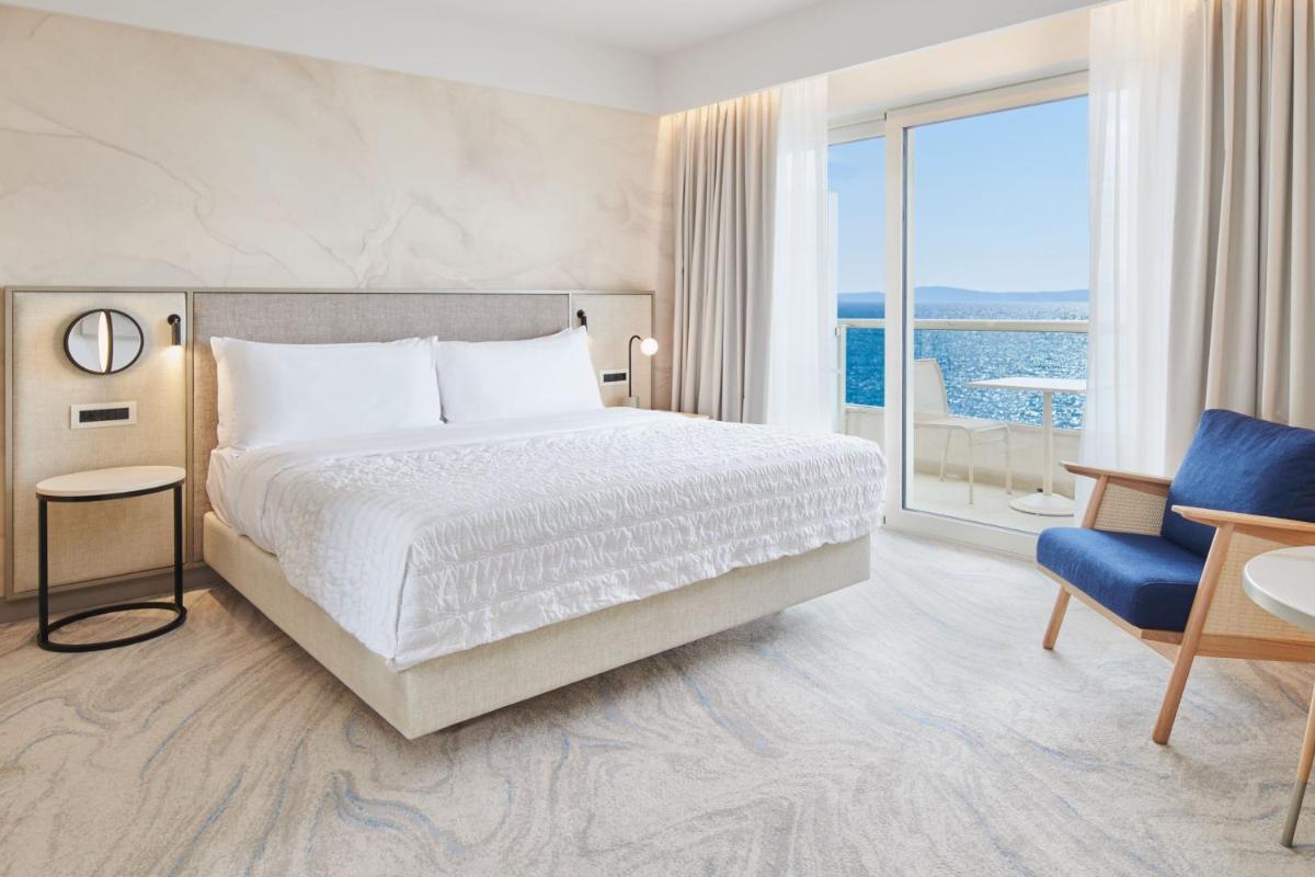 Le Meridien Lav Split