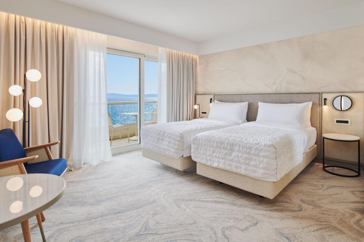 Le Meridien Lav Split