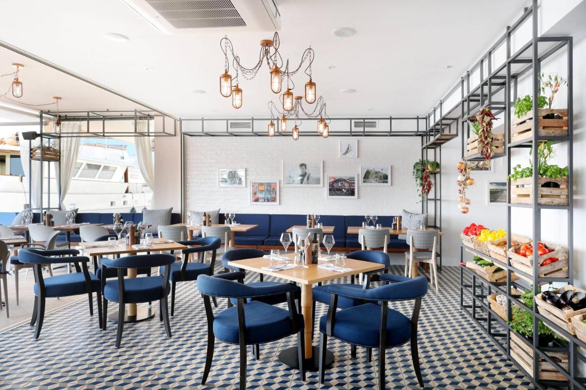 Le Meridien Lav Split