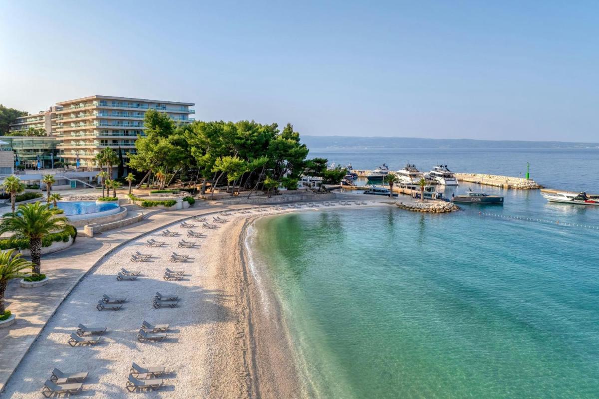 Le Meridien Lav Split