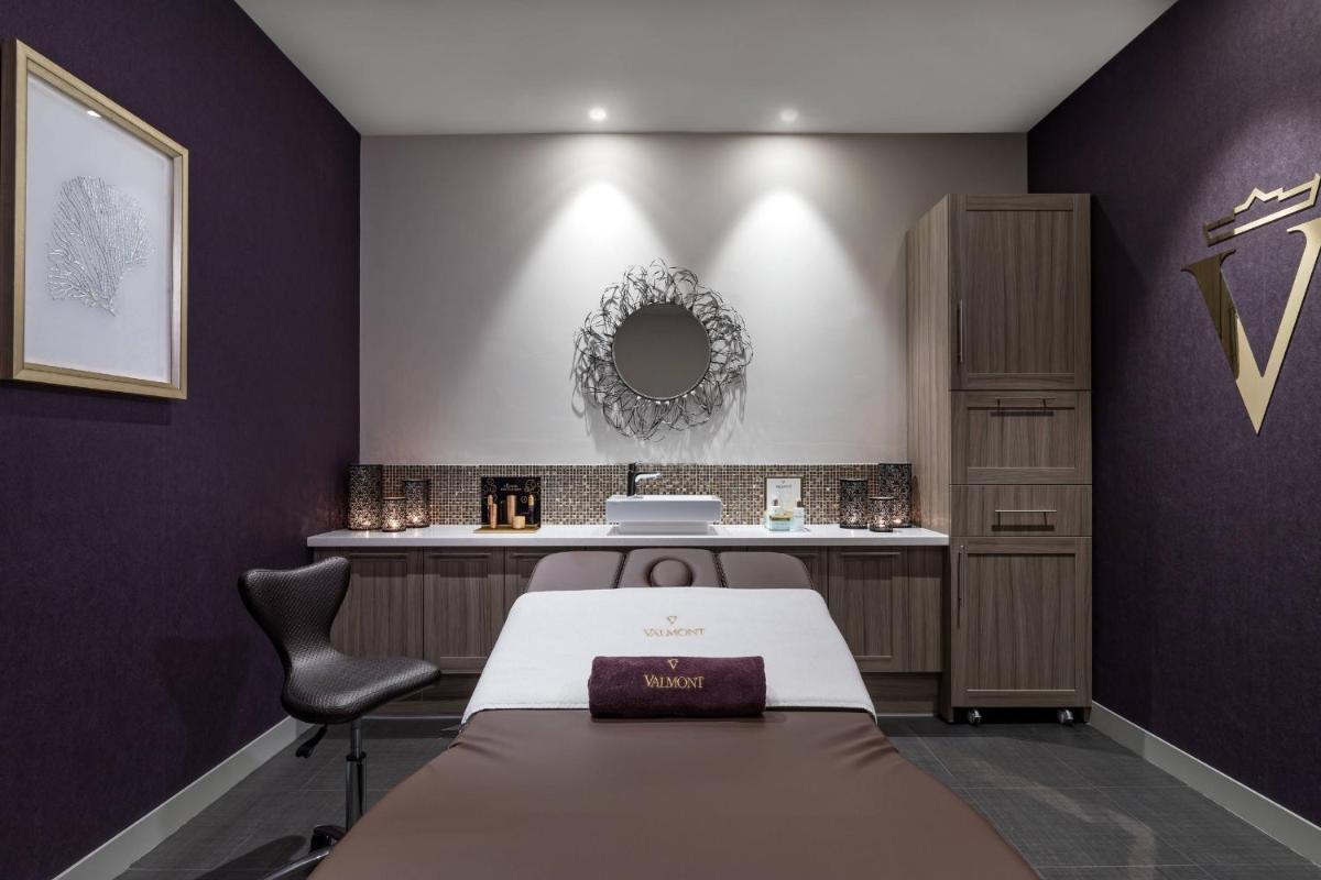 Le Meridien Lav Split