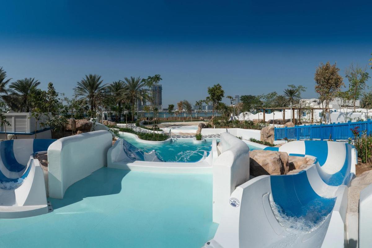 Le Meridien Mina Seyahi Beach Resort & Waterpark