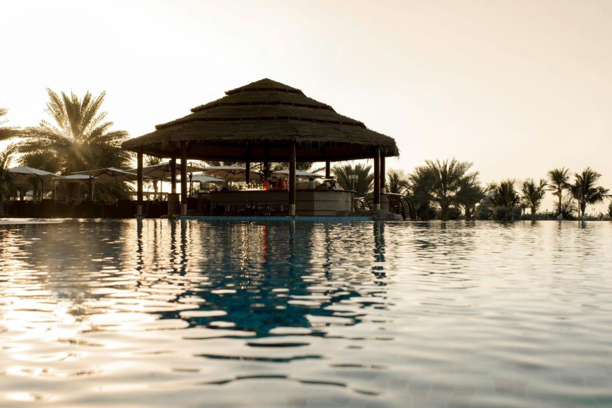Le Meridien Mina Seyahi Beach Resort & Waterpark