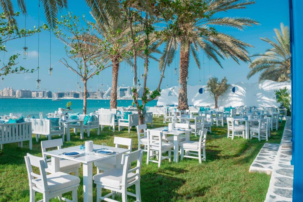 Le Meridien Mina Seyahi Beach Resort & Waterpark