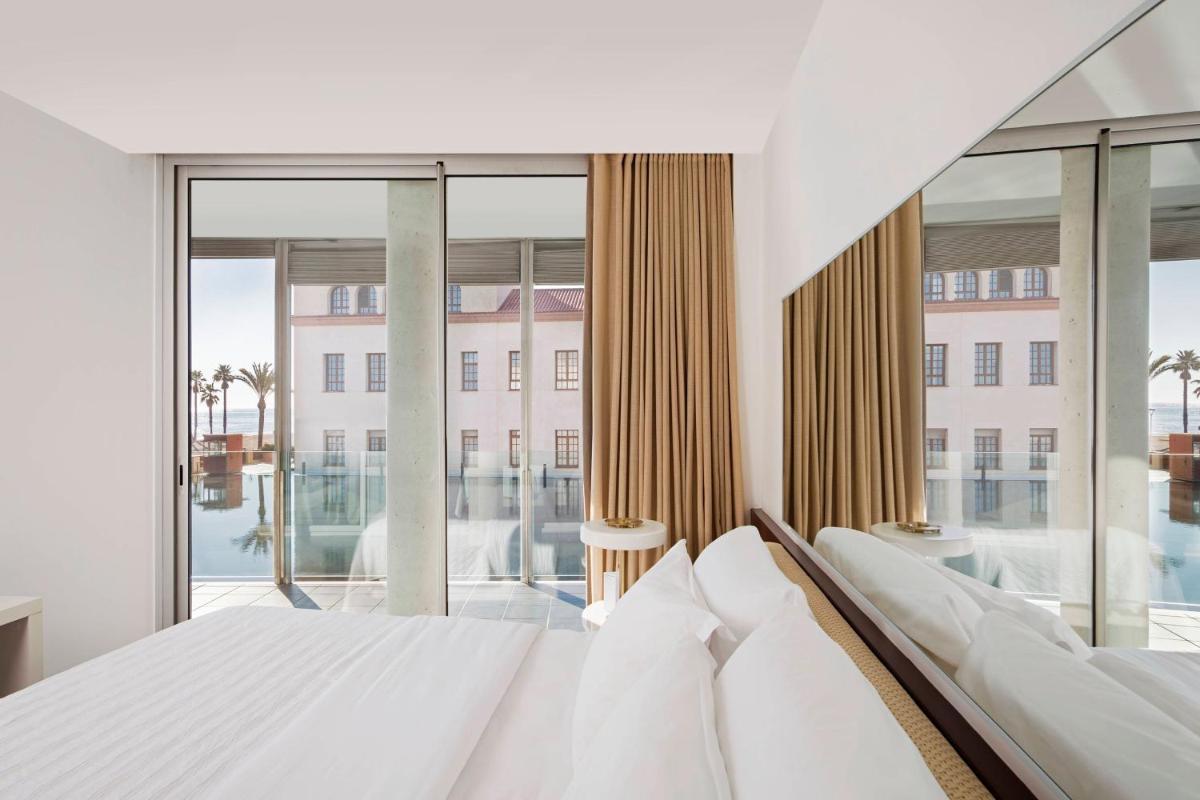 Le Meridien Ra Beach Hotel and Spa