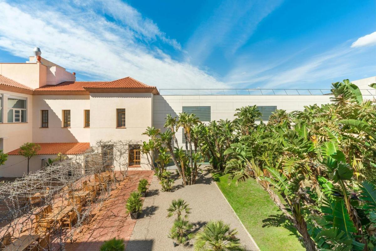 Le Meridien Ra Beach Hotel and Spa