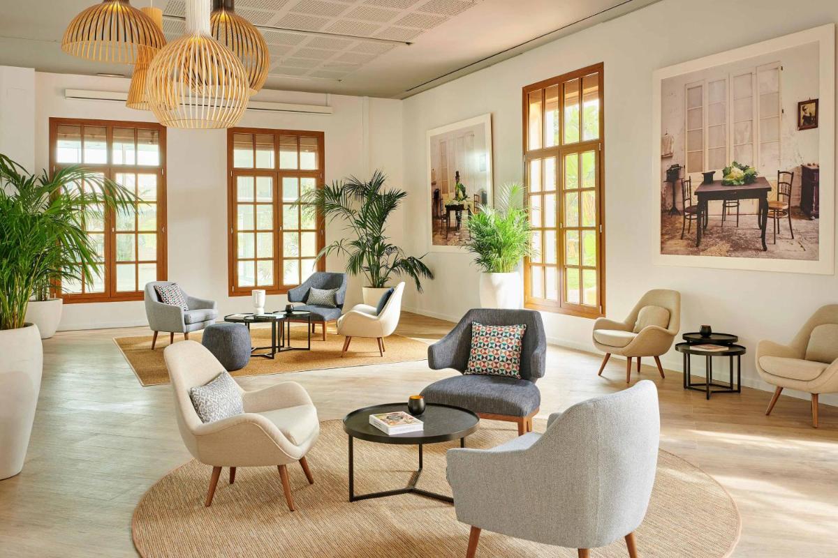 Le Meridien Ra Beach Hotel and Spa