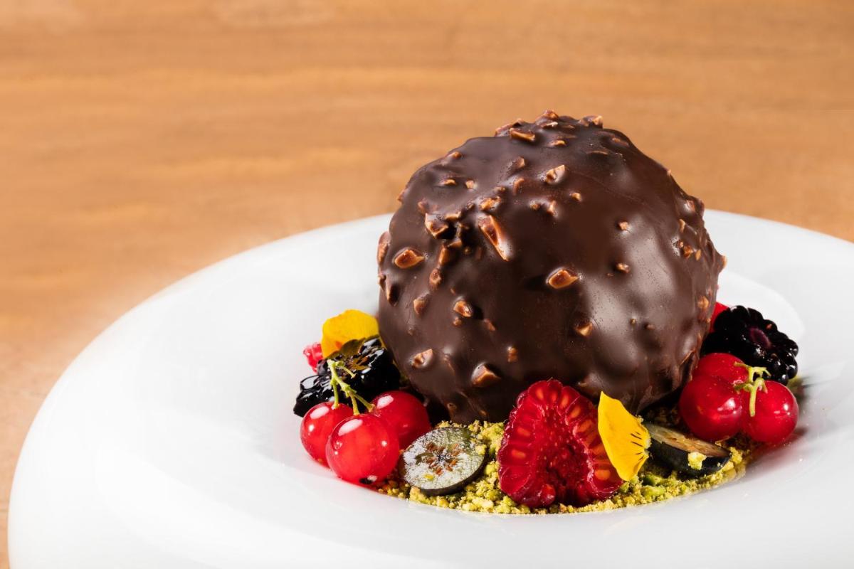 Le Meridien Ra Beach Hotel and Spa