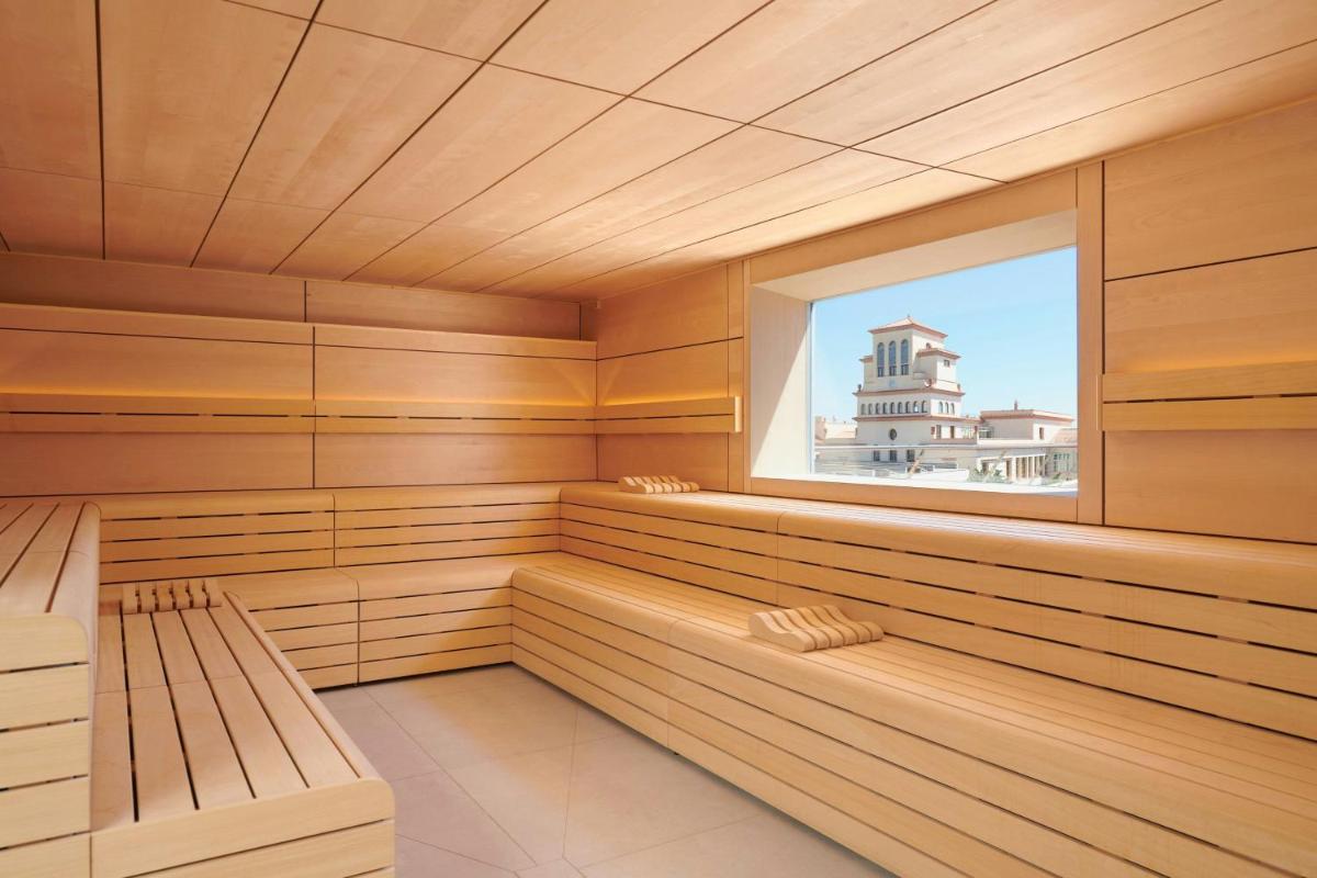 Le Meridien Ra Beach Hotel and Spa