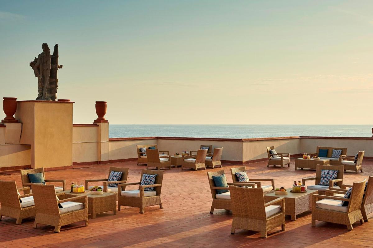 Le Meridien Ra Beach Hotel and Spa