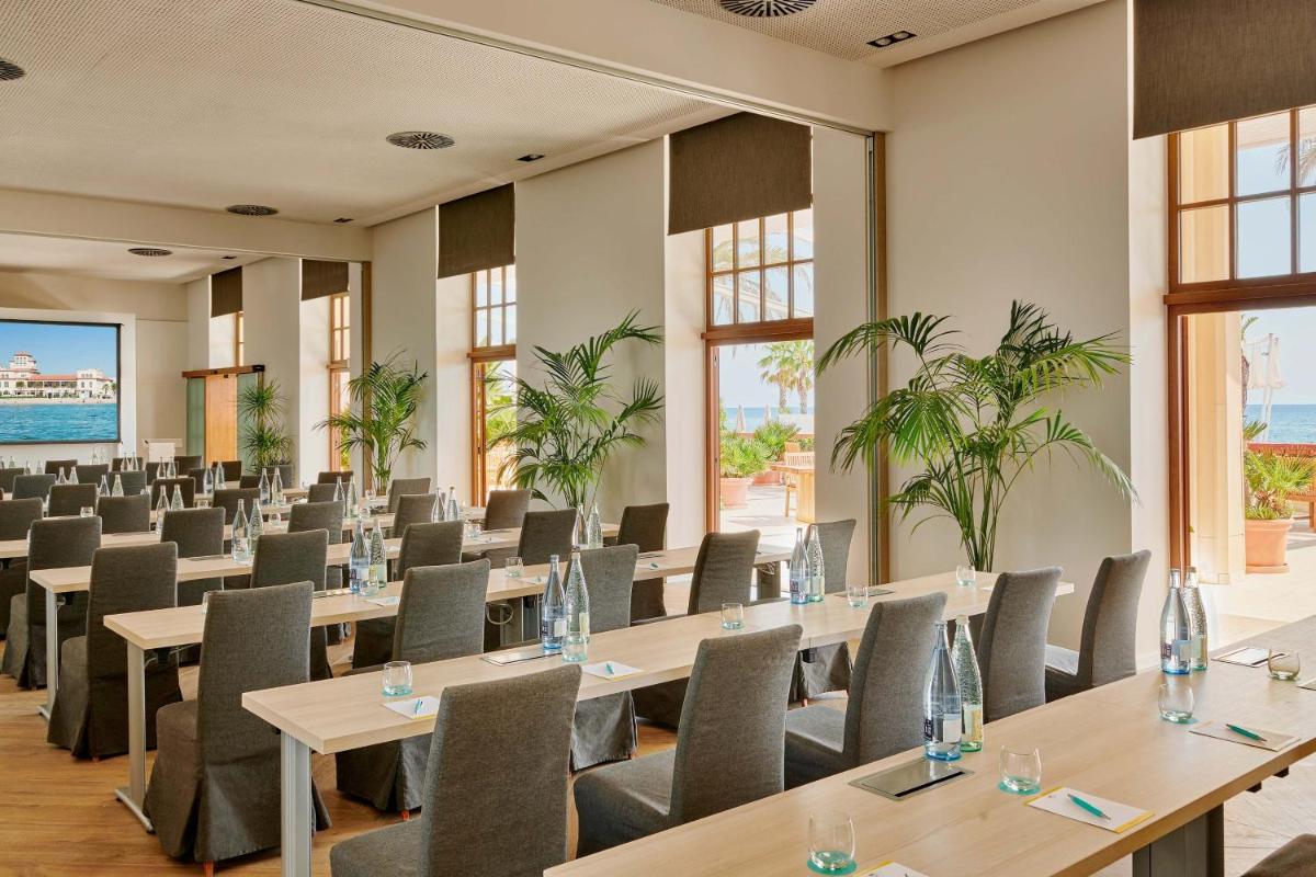 Le Meridien Ra Beach Hotel and Spa