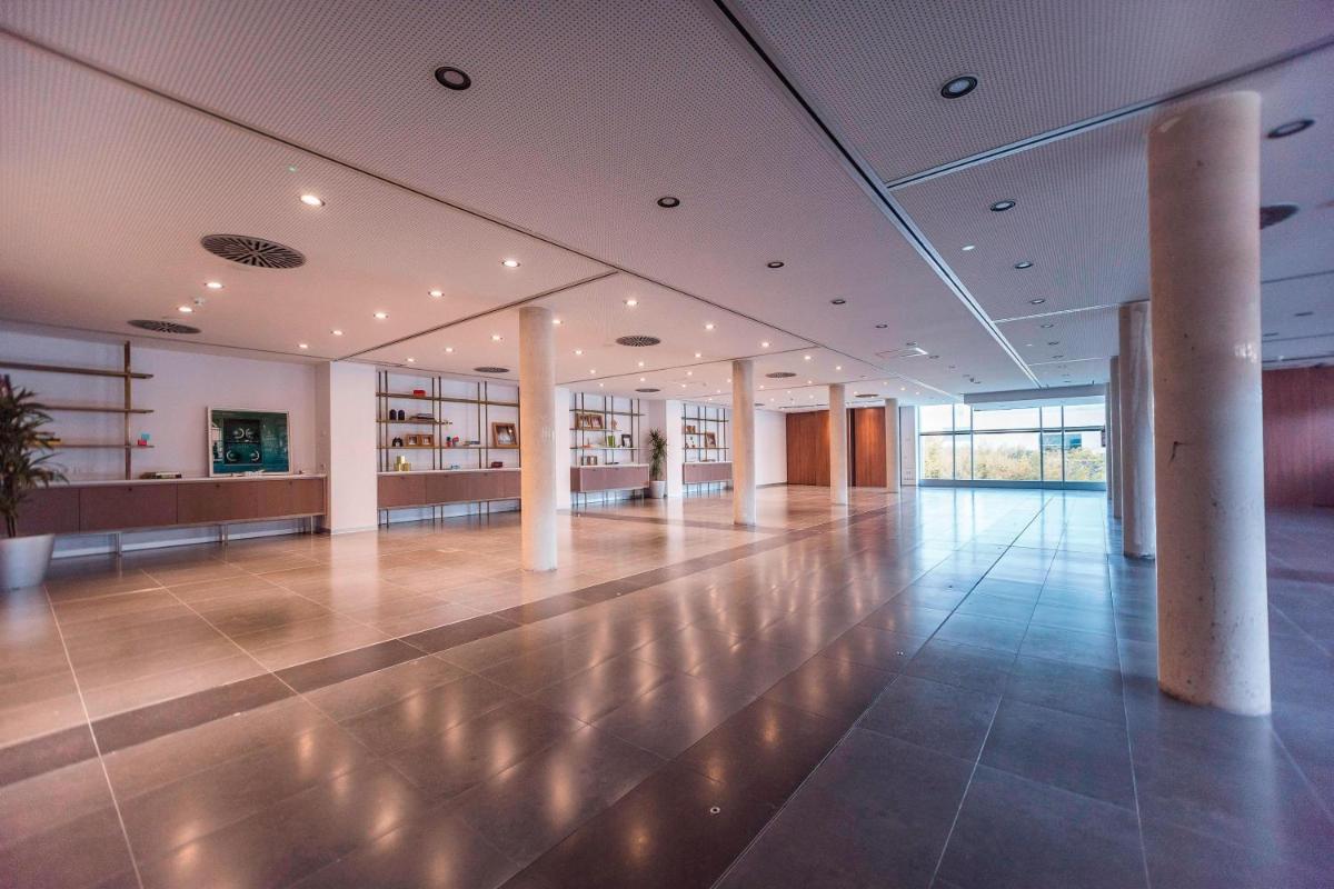 Le Meridien Ra Beach Hotel and Spa