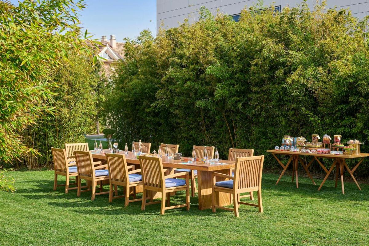 Le Meridien Ra Beach Hotel and Spa